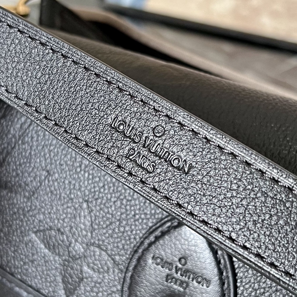 ルイヴィトンバッグ素材ディテール